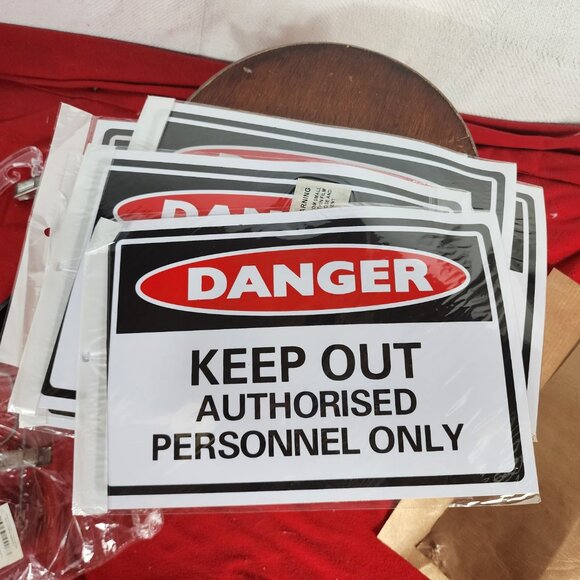 Heavy Poly 11.7"x7.8" Danger Keep Out Authorised Personnel Only Safety Signs 6pk - Picture 3 of 16